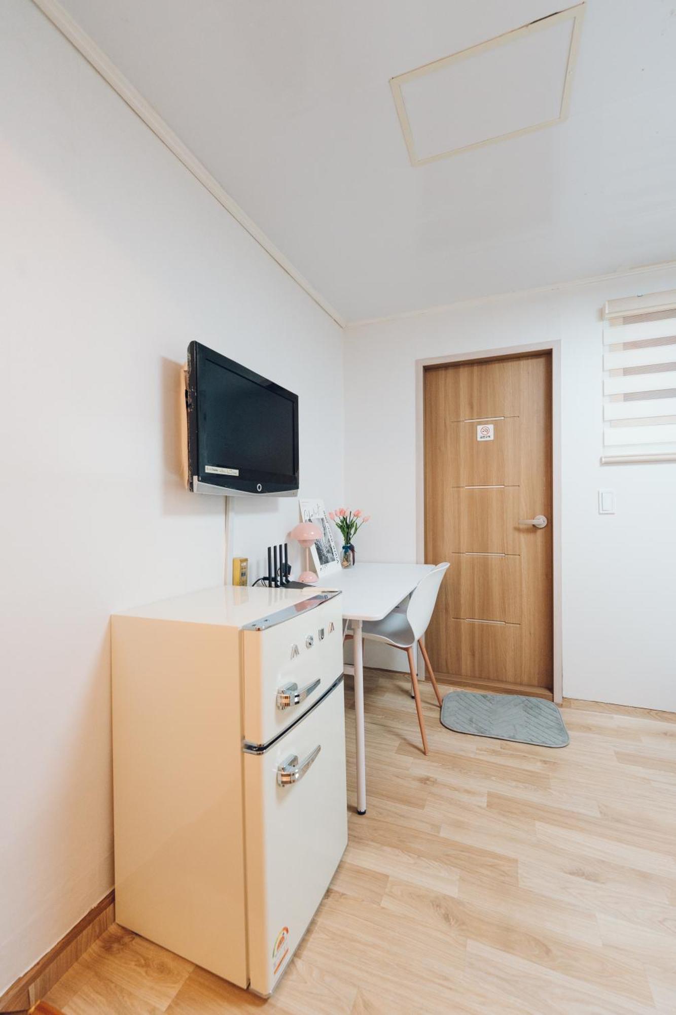 Hostel Ddm