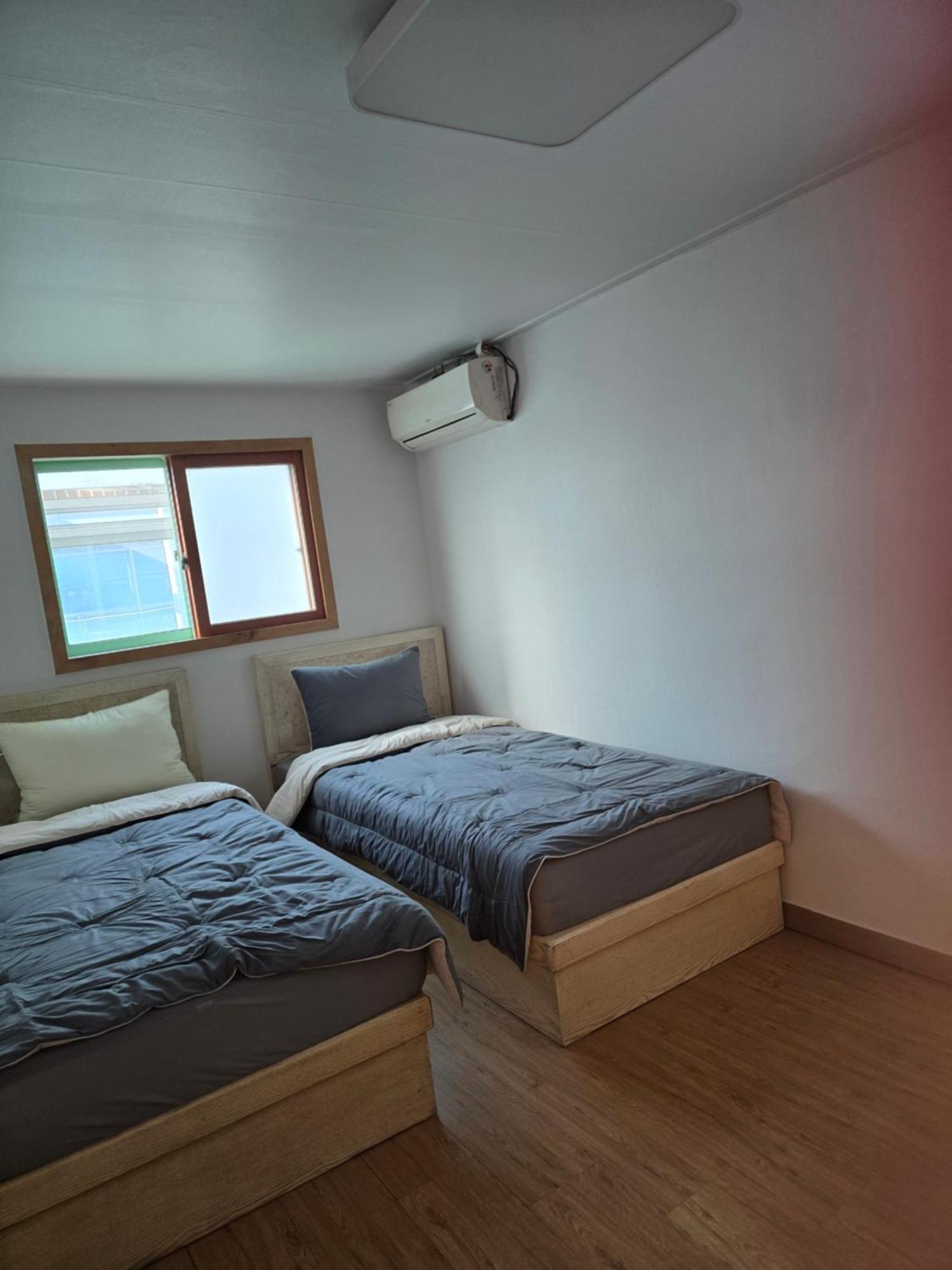 Hostel Ddm *